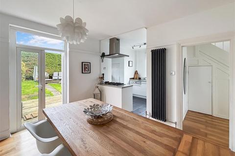 undefined, Falmouth