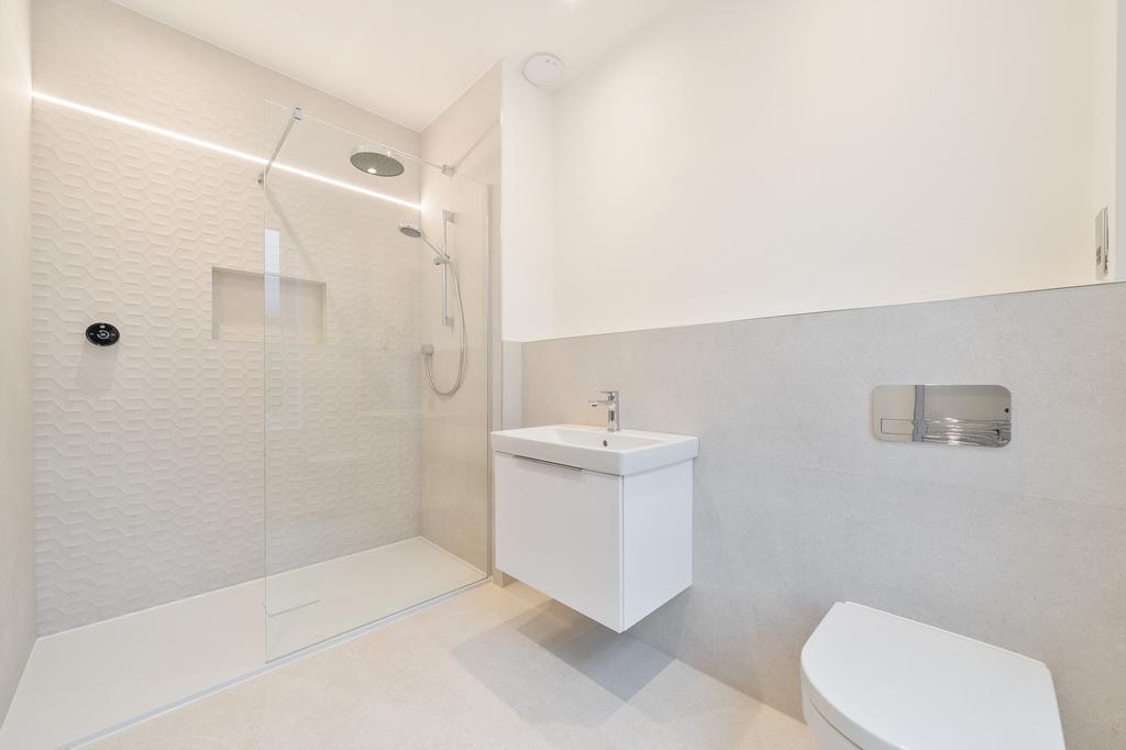 Bedroom 4 En-Suite