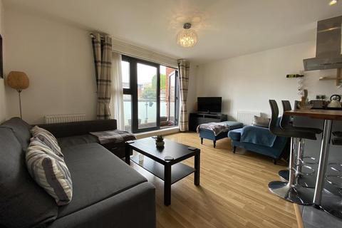 2 bedroom apartment to rent, Mostyn Grove, London