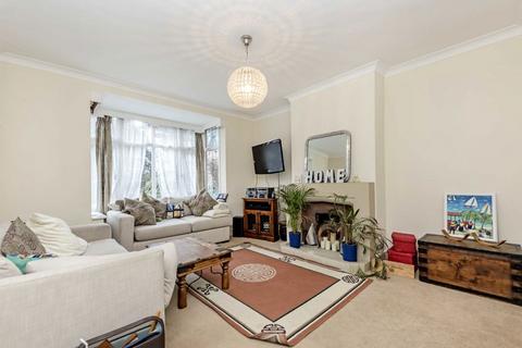 undefined, Whitton Road, Twickenham TW1