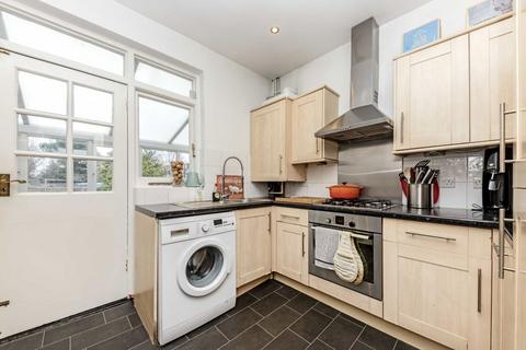undefined, Whitton Road, Twickenham TW1