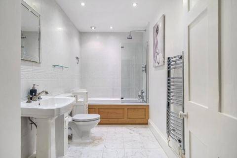 1 bedroom apartment to rent, St Georges Square Mews, London, SW1V