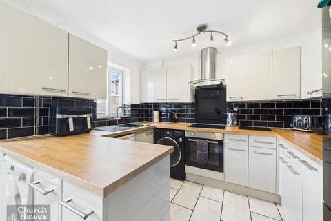 5 bedroom semi-detached house for sale, Willow Walk, Heybridge