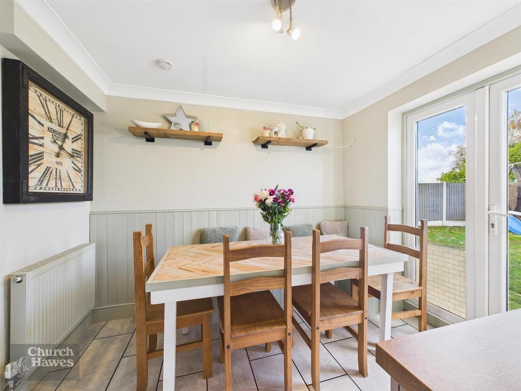 CAM04964 G0-PR0244-STILL015.jpg