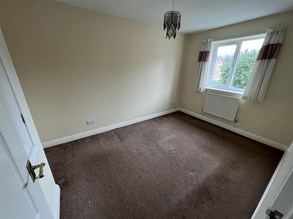 Bedroom 1.jpeg