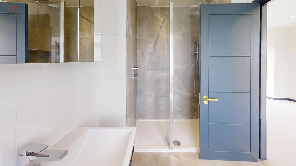 Oaklands-Road-Mortlake-SW14-Bathroom 1