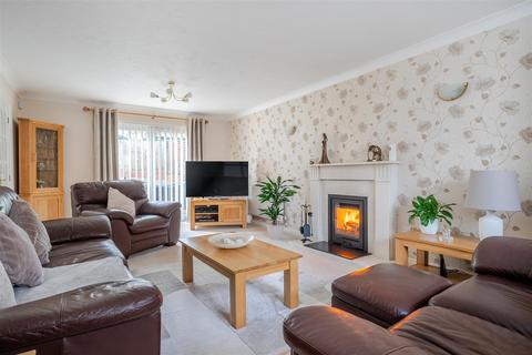 4 bedroom detached house for sale, Mulberry Close, Chippenham