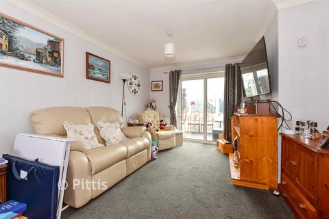 2 bedroom detached bungalow for sale, Woodhall Drive, Sandown PO36