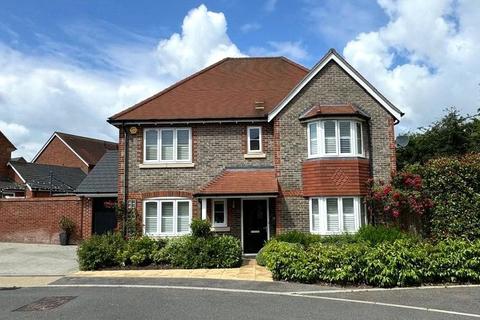 4 bedroom detached house for sale, Wilder Crescent, Spencers Wood, Reading, Berkshire, RG7