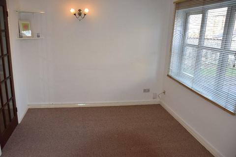 undefined, The Wells, Finedon NN9