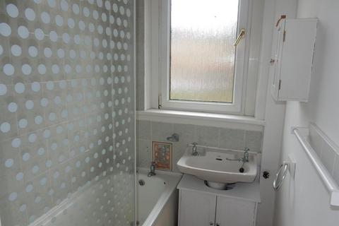 2 bedroom flat to rent, Nethan Street, Motherwell