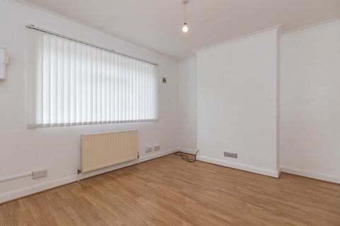undefined, West Barnes Lane, London SW20