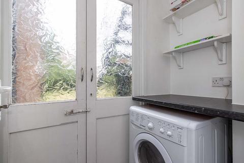 undefined, West Barnes Lane, London SW20