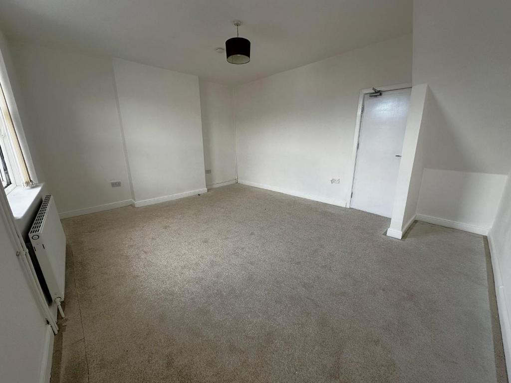 North street bedroom 1.JPG