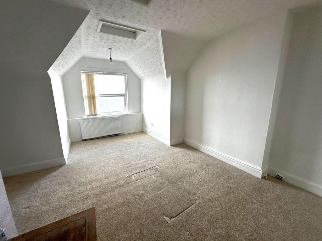 North street bedroom 3.JPG