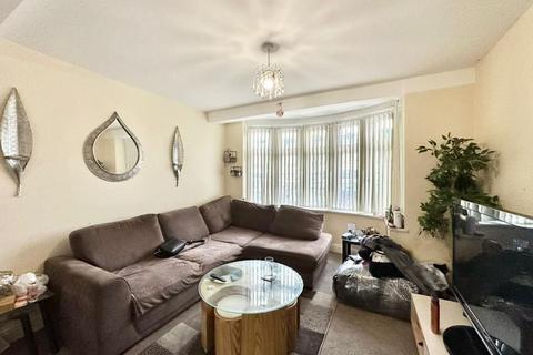 3 bedroom end of terrace house for sale, Glamis Crescent, Hayes, Middlesex, UB3 1QB