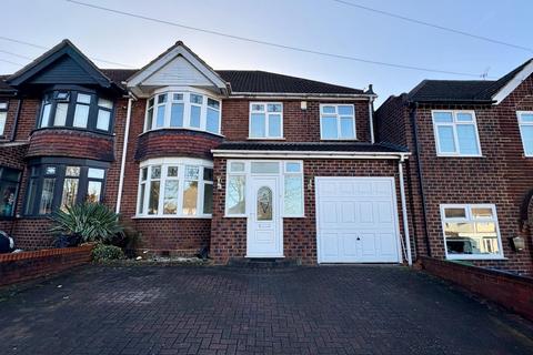 5 bedroom semi-detached house to rent - Barnford Crescent, Oldbury B68