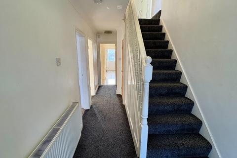 undefined, Barnford Crescent, Oldbury B68