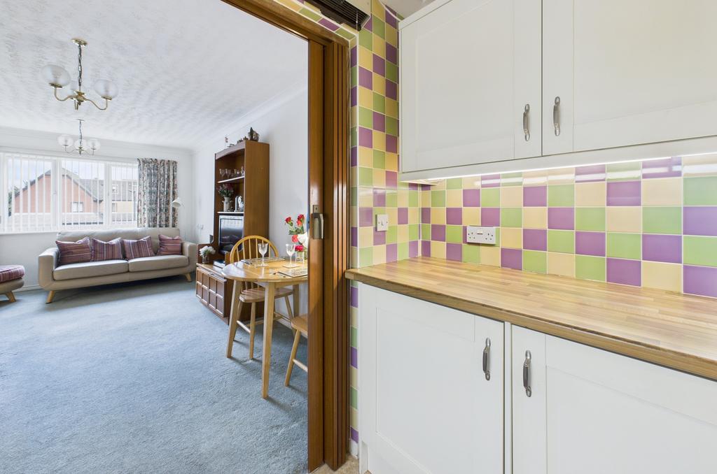 Cam02545 g0 pr0530 still005