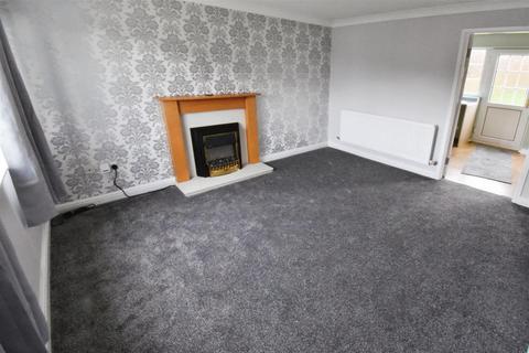2 bedroom townhouse to rent, Oakway, Bradford BD11