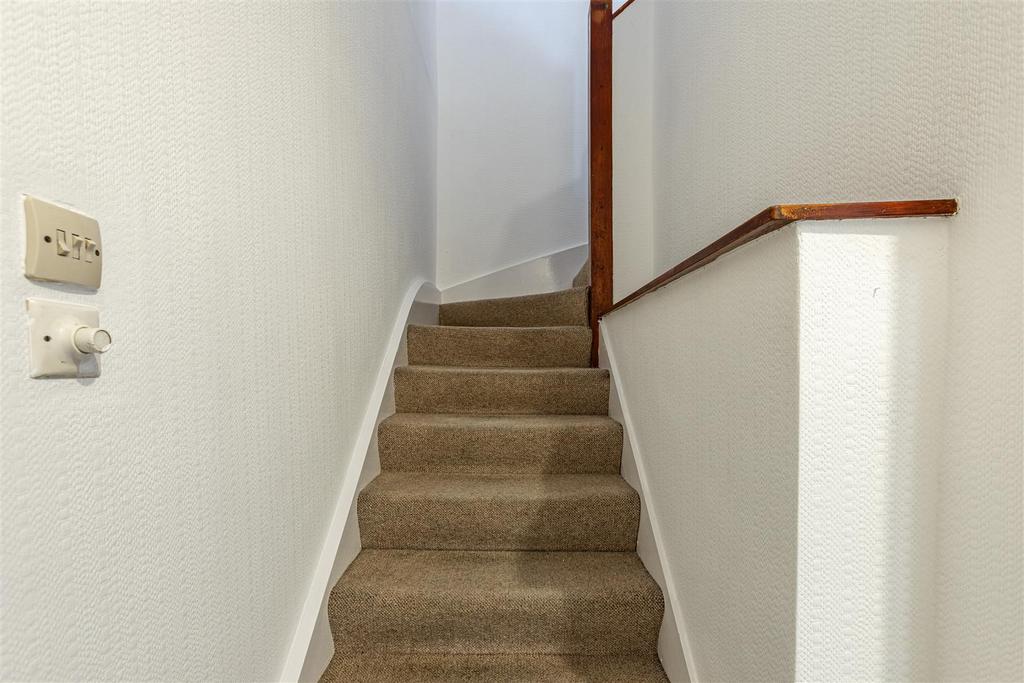 9 Millburn Place Selkirk 20.JPG