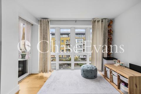 3 bedroom flat for sale, St Davids Square, Isle Of Dogs, London, E14