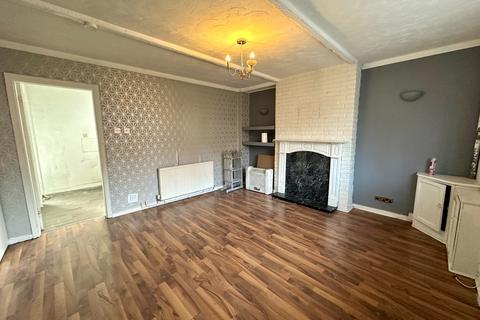 3 bedroom semi-detached house for sale, Peach Avenue, Wednesbury WS10