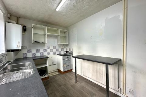 3 bedroom semi-detached house for sale, Peach Avenue, Wednesbury WS10