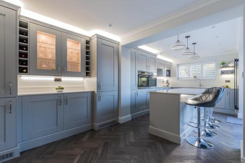 undefined, Hastings Crescent, Cardiff CF3