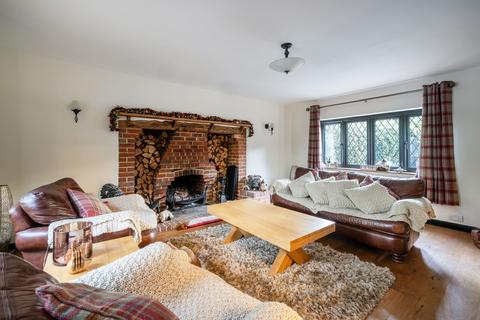 undefined, Effingham Road, Copthorne, RH10