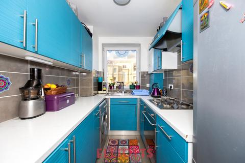 2 bedroom apartment for sale, Ashley Court, Grand Avenue, Hove