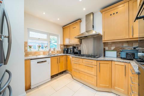 4 bedroom end of terrace house for sale, Wellmeadow Road, London W7