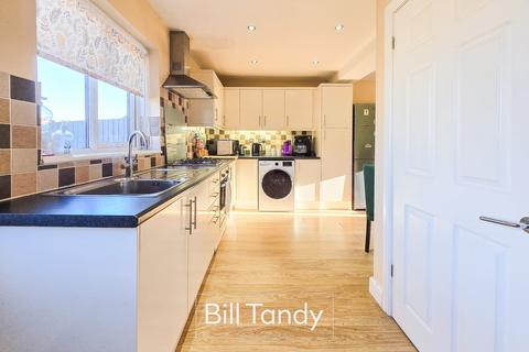 3 bedroom semi-detached house for sale, Dimbles Lane, Lichfield, WS13