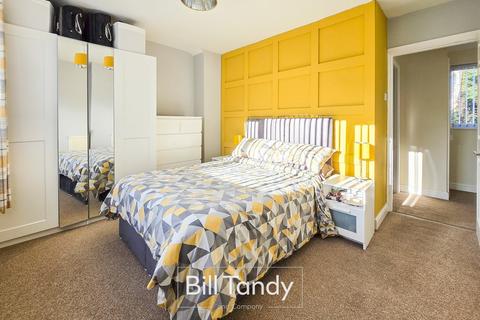 3 bedroom semi-detached house for sale, Dimbles Lane, Lichfield, WS13