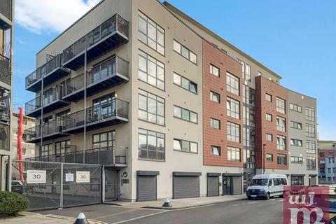 2 bedroom flat to rent, Carmine Wharf, Limehouse, E14
