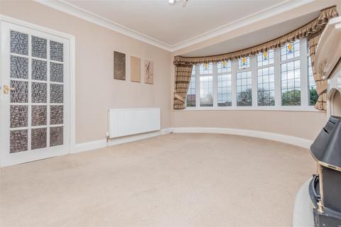 3 bedroom semi-detached house for sale, Armley Grange Avenue, Leeds