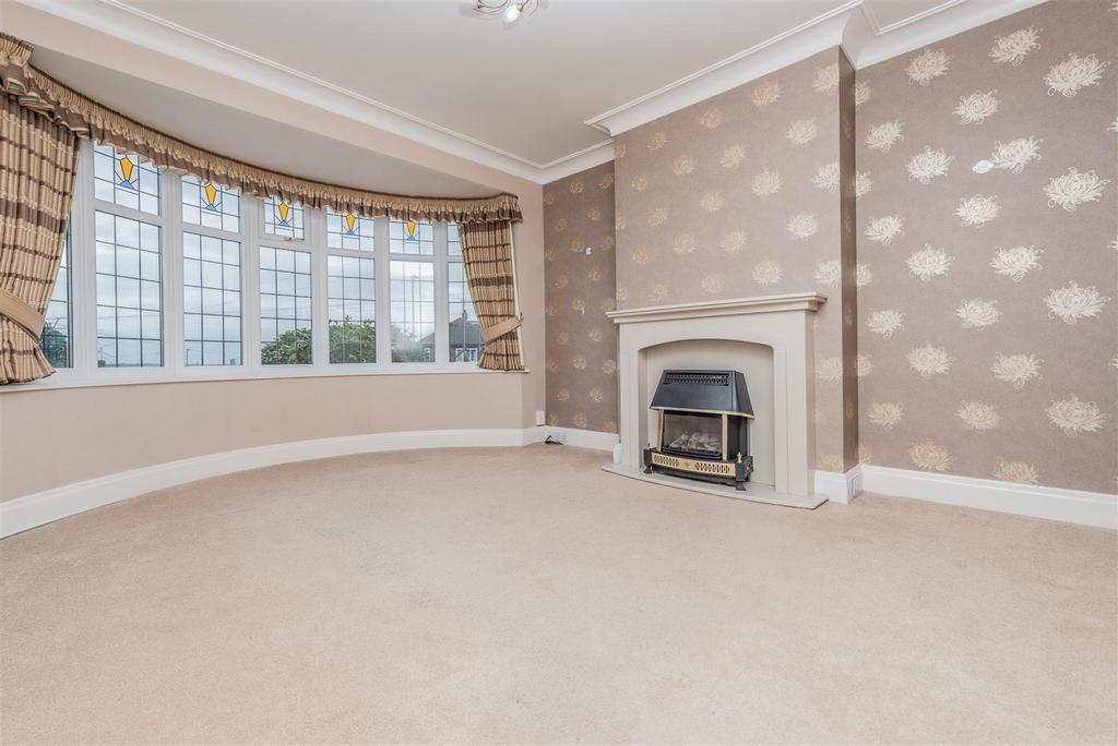Living Room:
