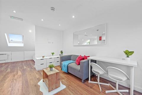 undefined, Bloemfontein Road, Shepherds Bush, London, W12
