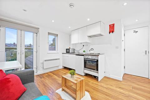 undefined, Bloemfontein Road, Shepherds Bush, London, W12
