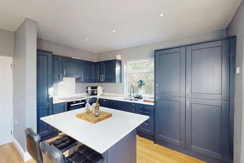 3 bedroom end of terrace house for sale, Chorley Road, Westhoughton, BL5