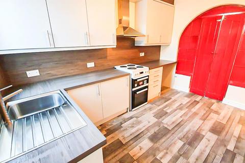 2 bedroom terraced house to rent - Montague Street, Nottingham