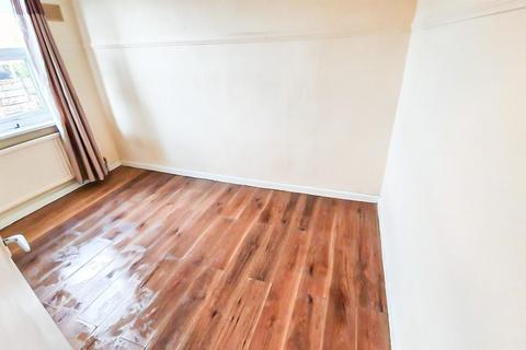 2 bedroom terraced house to rent, Montague Street, Nottingham