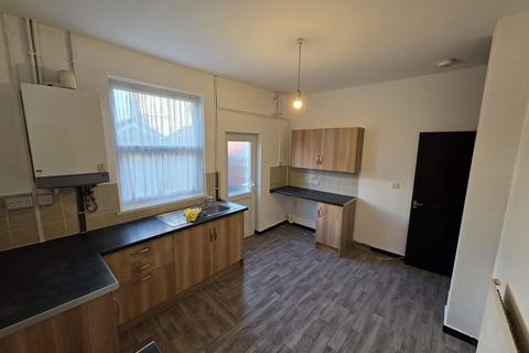2 bedroom terraced house for sale, Heath Street, Sparth Bottoms, Rochdale