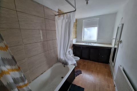2 bedroom terraced house for sale, Wingfield Street, Leicester, LE4