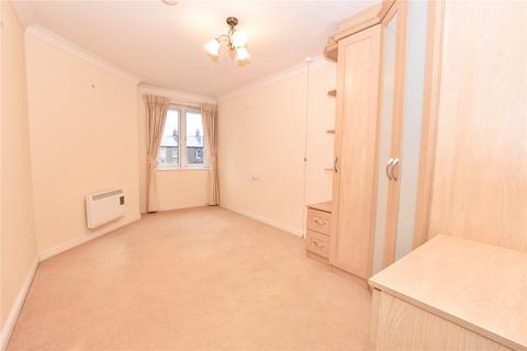 2 bedroom apartment for sale, North Road, Glossop, Derbyshire, SK13