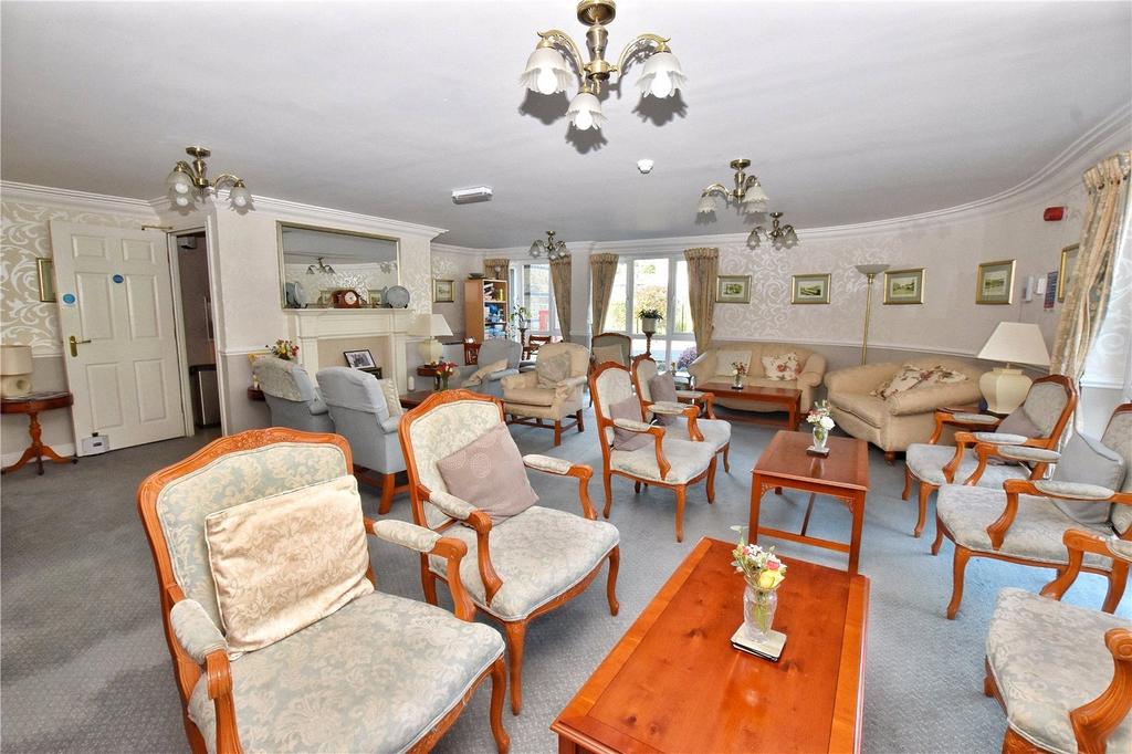 Communal Lounge