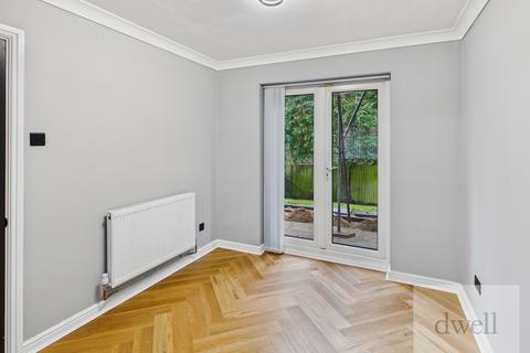 4 bedroom detached house to rent, Boothroyd Drive, Headingley, Leeds, LS6