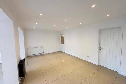 undefined, Grange Gardens, Sharnbrook, MK44