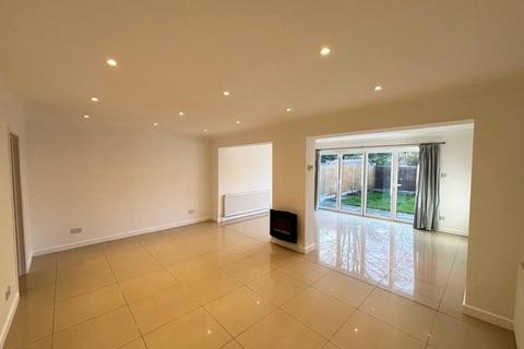 undefined, Grange Gardens, Sharnbrook, MK44