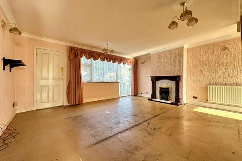 4 bedroom semi-detached house for sale, Meadow Rise, Billericay CM11